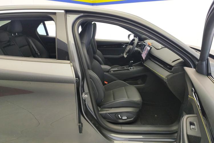 Used Lynk & Co 03 2023 1.5TD DCT JingPro