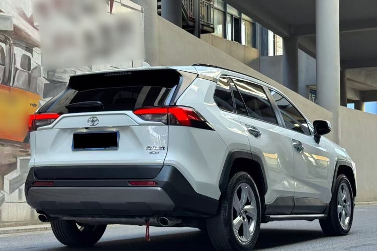Used Toyota RAV4 2020 2.0L CVT 4x4 Trend Edition
