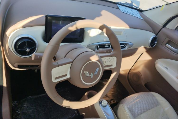 Used Wuling Hongguang MINIEV 2025 Four-Door Version Advanced Edition