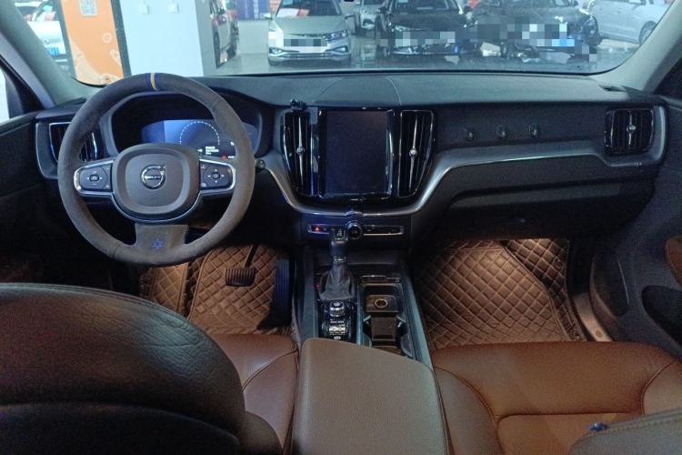 Used Volvo XC60 2020 T5 4x4 Zhiyi Luxury Edition