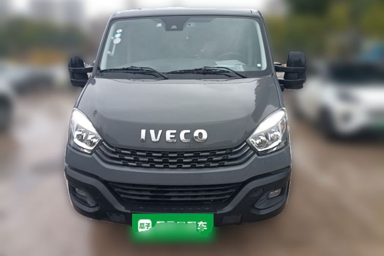 Used Iveco Eurocargo 2021 3.0T Automatic Chao Rui Short Wheelbase Low-Roof Side-Sliding Door F1C
