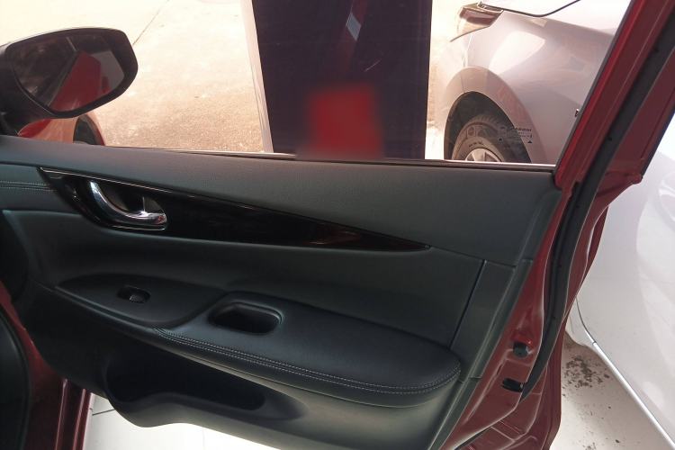 Used Nissan Tiida 2016 1.6L CVT Smart Drive Edition
