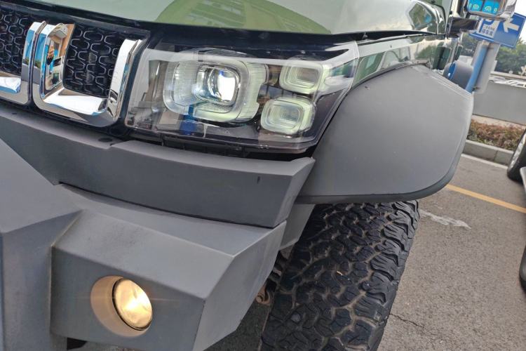 Used Beijing Auto BJ40 2020 2.3T Automatic Four-Wheel Drive Rainforest Expedition Edition