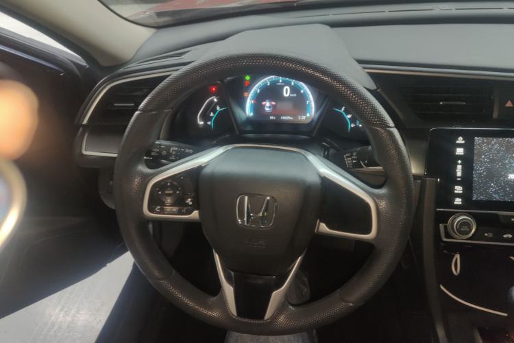 Used Honda Civic 2016 220TURBO CVT Luxury Edition