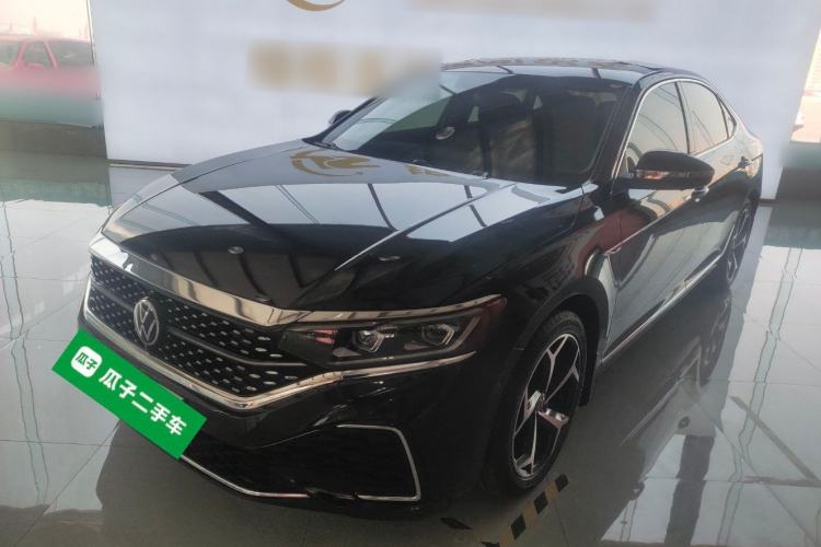 Used Volkswagen Passat 2023 330TSI Starry Luxury Edition