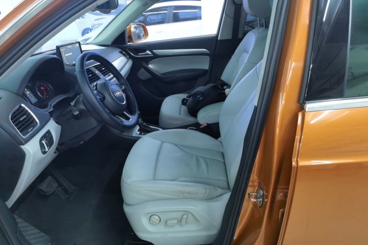 Used Audi Q3 2015 30 TFSI Comfort Model
