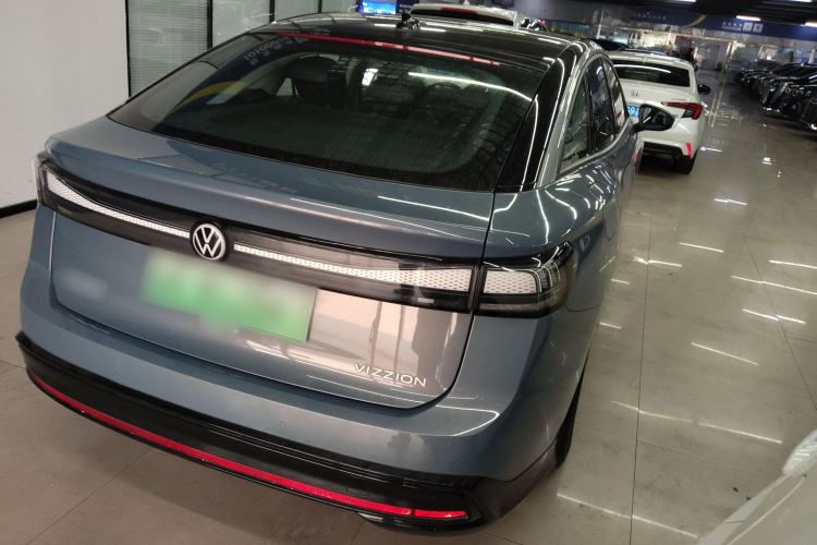 Used Volkswagen ID.7 VIZZION 2024 AIR model
