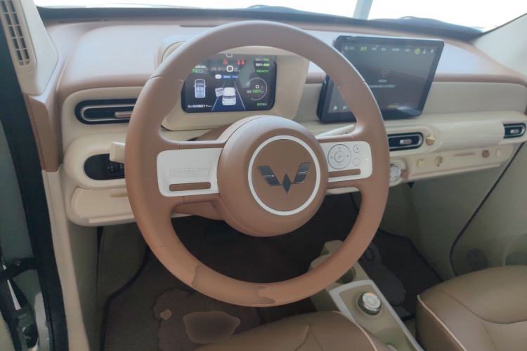 Used Wuling Hongguang MINIEV 2024 3rd Generation 215km Youth Edition