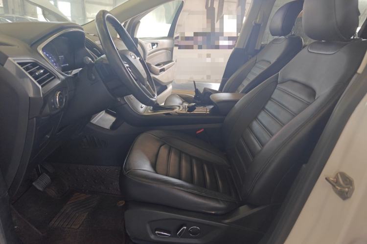 Used Ford Edge 2016 EcoBoost 245 Four-Wheel Drive Titanium Edition 7-Seater
