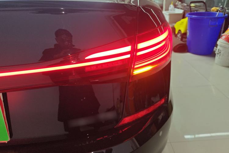 Used Volkswagen Passat 2025 Outstanding Model 380TSI Dragon Glory Edition
