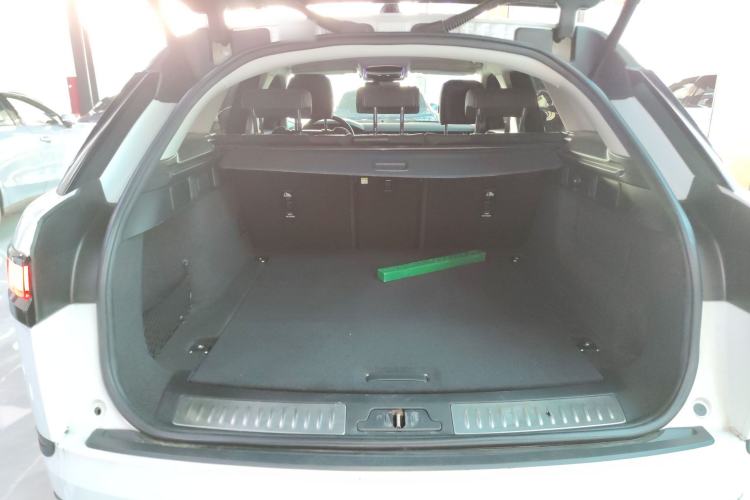 Used Land Rover Range Rover Velar 2021 P250 model
