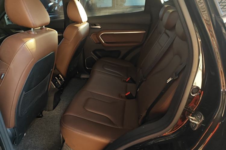 Used Haval H6 2017 Blue Label 2.0T Automatic Two-Wheel Drive Smart Edition
