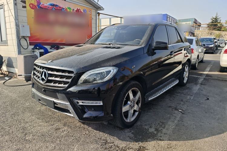 Used Mercedes-Benz M-Class 2014 ML 400 4MATIC Luxury Model
