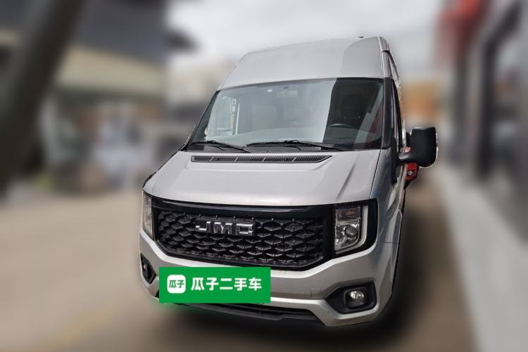 Used JMC Fushun 2025 2.0T 8AT Diesel Mid-Roof Mid-Height Commercial Multi-Purpose 7-Seater Passenger Vehicle
