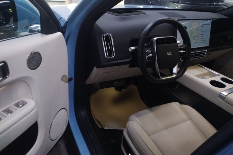 Used Li Auto L7 2024 Ultra Model
