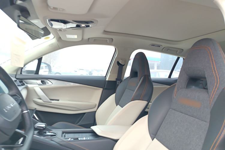 Used Lynk & Co 06 EM-P 2022 PHEV 84 km Range Pro Version
