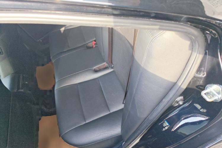 Used Toyota Camry 2015 2.0G Premier Edition
