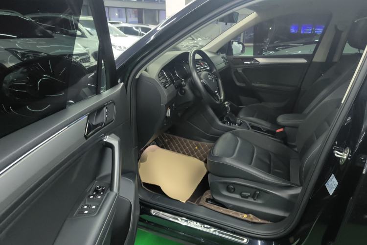 Used Volkswagen Tiguan L 2019 330TSI Automatic Two-Wheel Drive Panoramic Comfort Edition China V Standard

