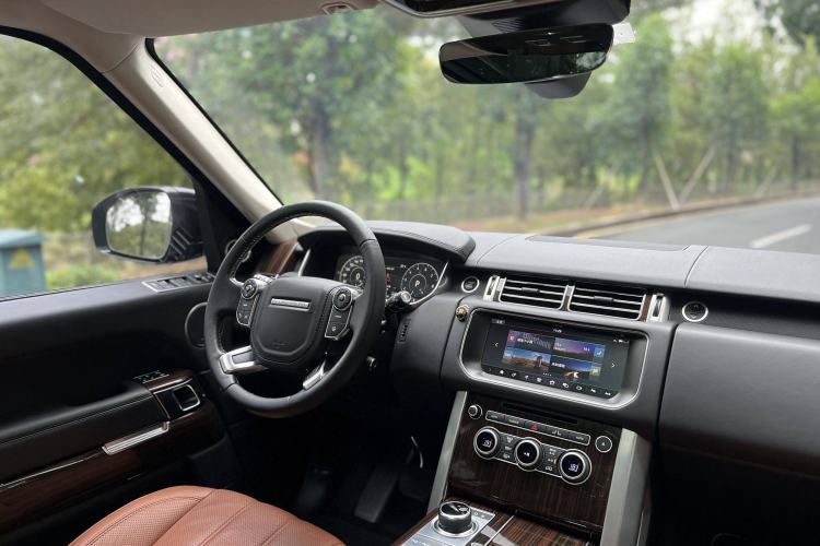 Used Land Rover Range Rover 2017 3.0 SC V6 Vogue SE Long-Wheelbase Edition
