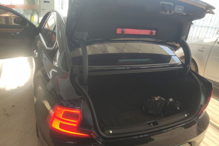 Used Volvo S90 2019 T5 Zhiyi Edition