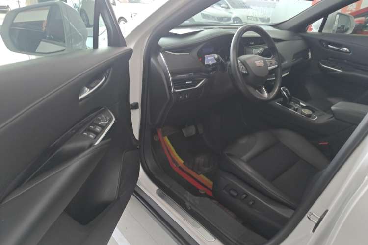 Used Cadillac XT4 2020 Revised Version 28T Two-Wheel Drive Tech Edition
