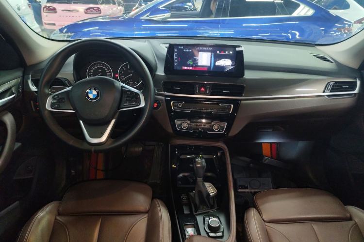 Used BMW X1 2018 sDrive18Li Luxury Model
