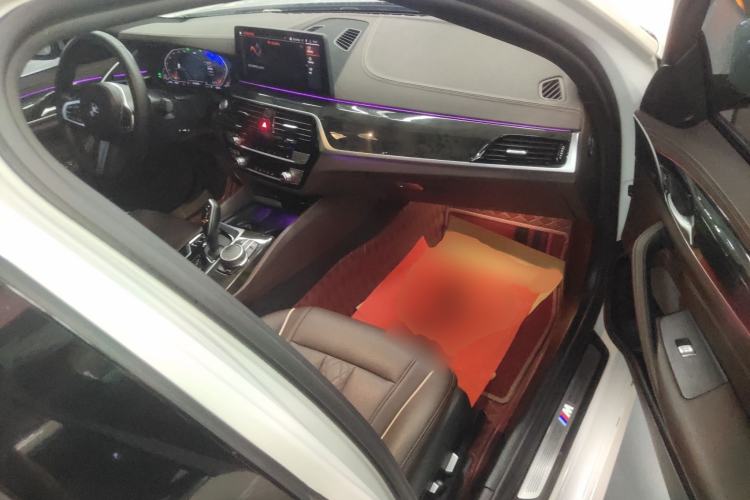 Used BMW 5 Series 2022 Restyled 525Li M Sport Package
