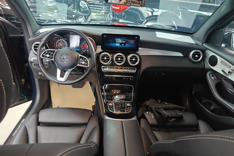 Used Mercedes-Benz GLC 2020 GLC 260 L 4MATIC Dynamic Model
