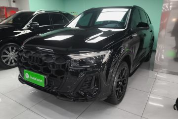 Used Audi Q7 2024 45 TFSI quattro S line Black Warrior Edition