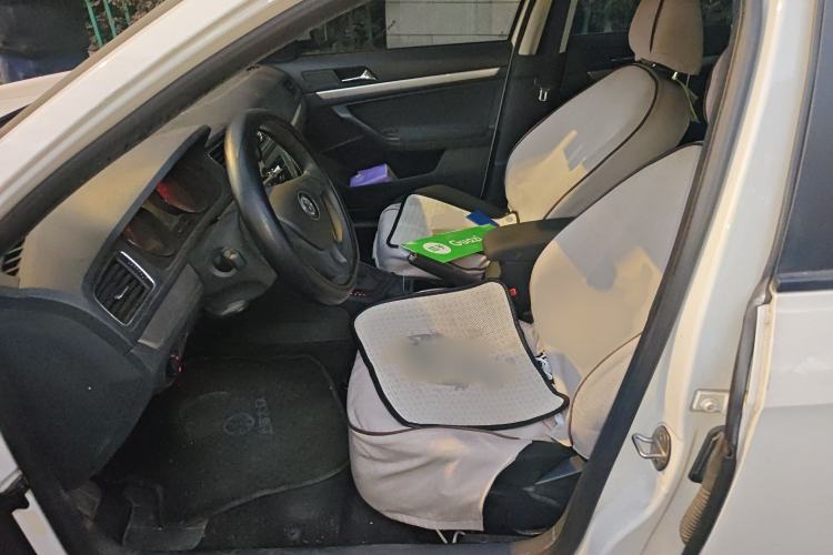 Used Volkswagen Lavida 2015 1.6L Automatic Fashion Edition