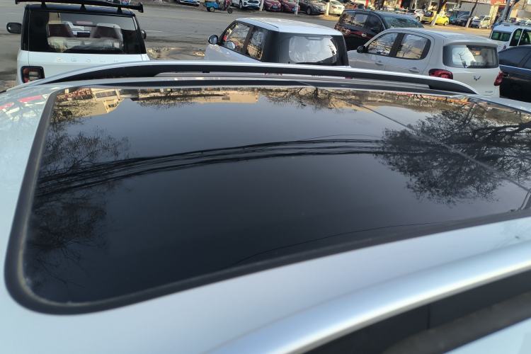 Used Zotye T700 2017 1.8T Dual-Clutch Luxury Model
