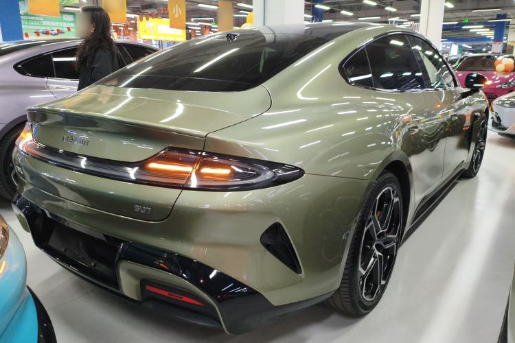 Used  SU7 2024 Rear-Drive Long-Range Intelligent Driving Version
