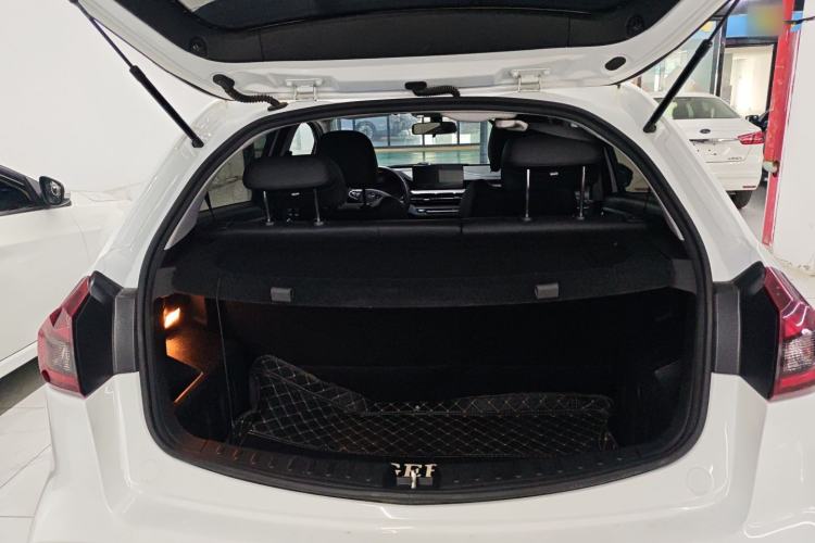 Used Geely Auto Vision X3 2021 PRO 1.5L CVT Deluxe Model
