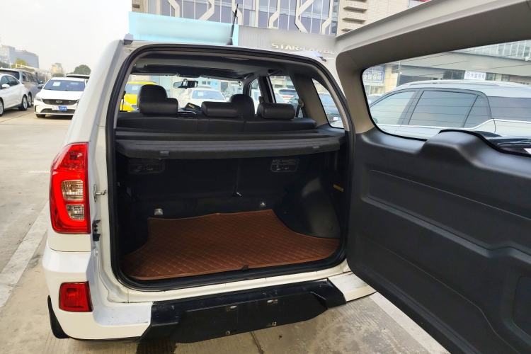 Used Chery Tiggo 3 2015 1.6L CVT ZhiShang Commemorative Edition
