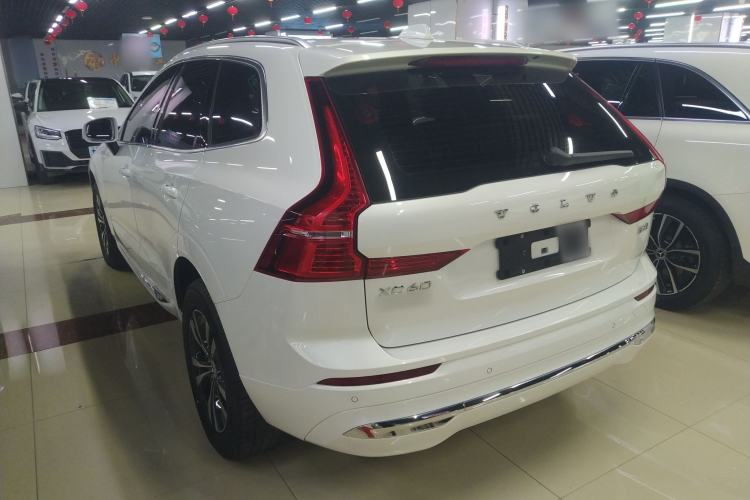 Used Volvo XC60 2022 B5 4x4 Zhiyi Luxury Edition
