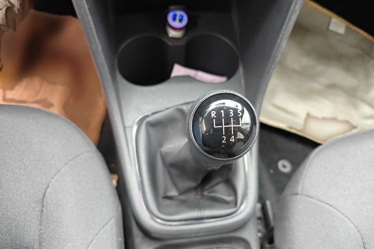 Used Volkswagen Polo 2016 1.4L Manual Fashion Model