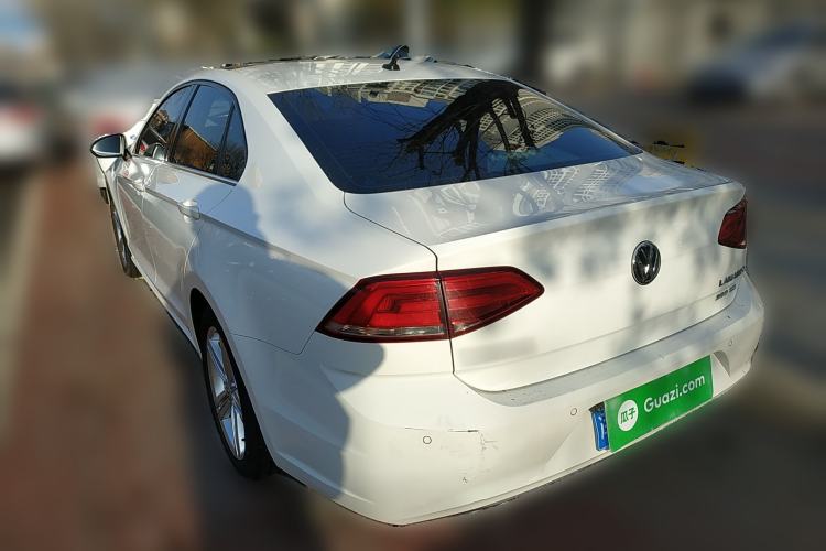 Used Volkswagen Lamando 2015 280TSI DSG Comfort Edition
