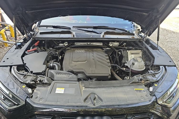 Used Audi Q5L 2023 40T Luxury Dynamic Model
