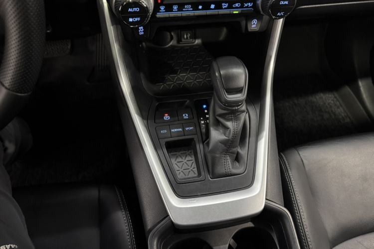 Used Toyota Wildlander 2020 2.0L CVT Two-Wheel Drive Luxury Edition
