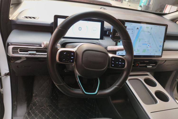 Used AION Y 2023 Plus 510 Enjoy Edition
