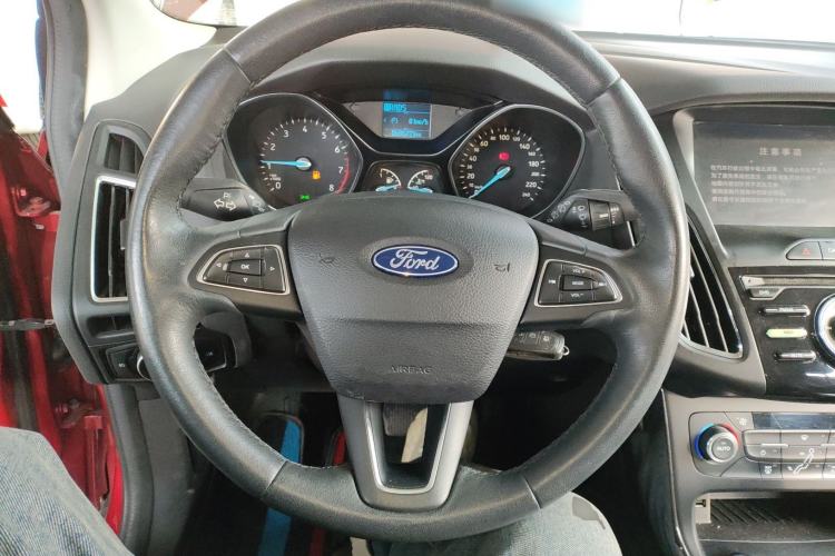 Used Ford Focus 2017 Hatchback 1.6L Automatic Fashion Edition Smart Drive Version
