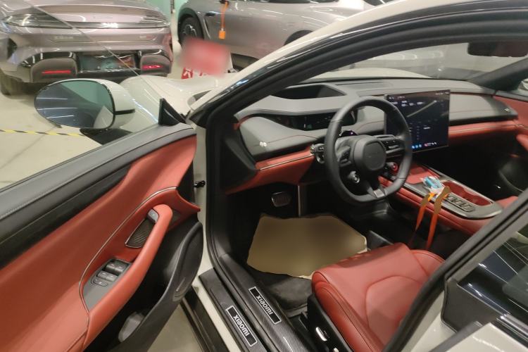 Used  SU7 2024 Four-Wheel Drive Ultra-Long Range Advanced Intelligent Driving Max Edition