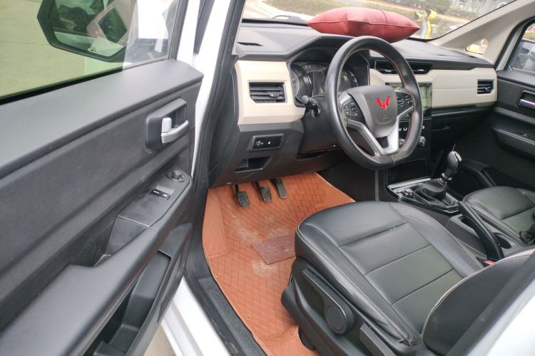 Used Wuling Zhengcheng 2021 1.5T Manual Luxury Version