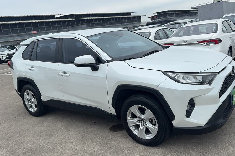 Used Toyota RAV4 2022 2.0L CVT Two-Wheel Drive Urban Edition
