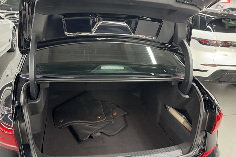 Used Volkswagen Passat 2022 330TSI Starry Luxury Edition
