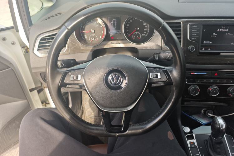 Used Volkswagen Golf Sportsvan 2016 280TSI Automatic Luxury Model