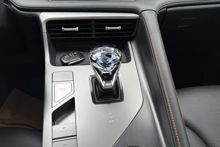 Used Roewe RX5 2023 1.5T Prestige Sliding-Screen Version
