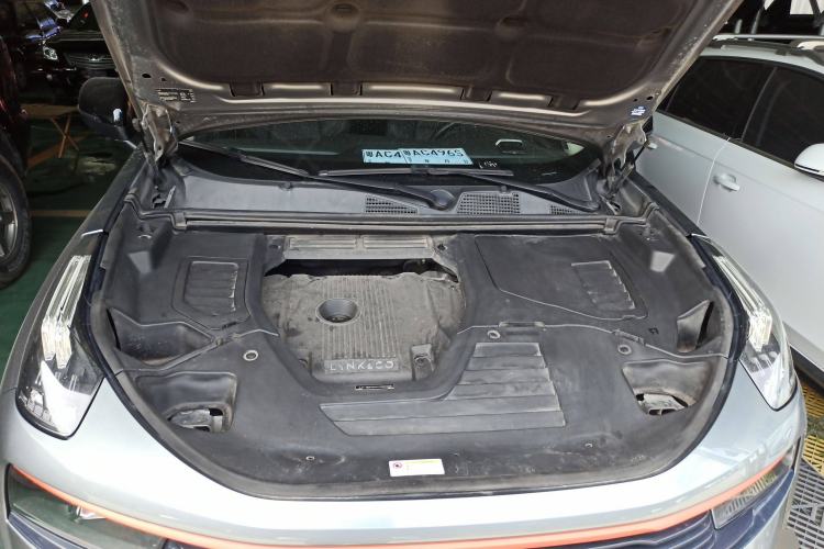 Used Lynk & Co 01 2019 2.0T Two-Wheel Drive Zhaopu Version China VI Standard
