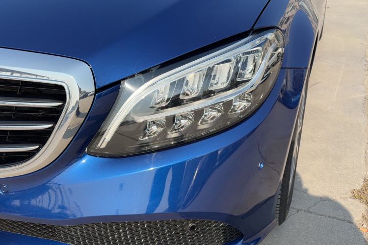 Used Mercedes-Benz C-Class 2019 C 260 L