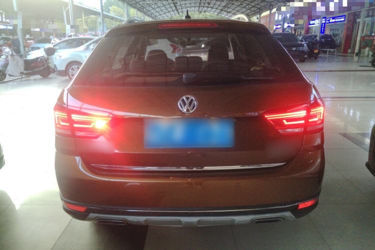 Used Volkswagen Cross Lavida 2017 230TSI DSG Luxury Edition